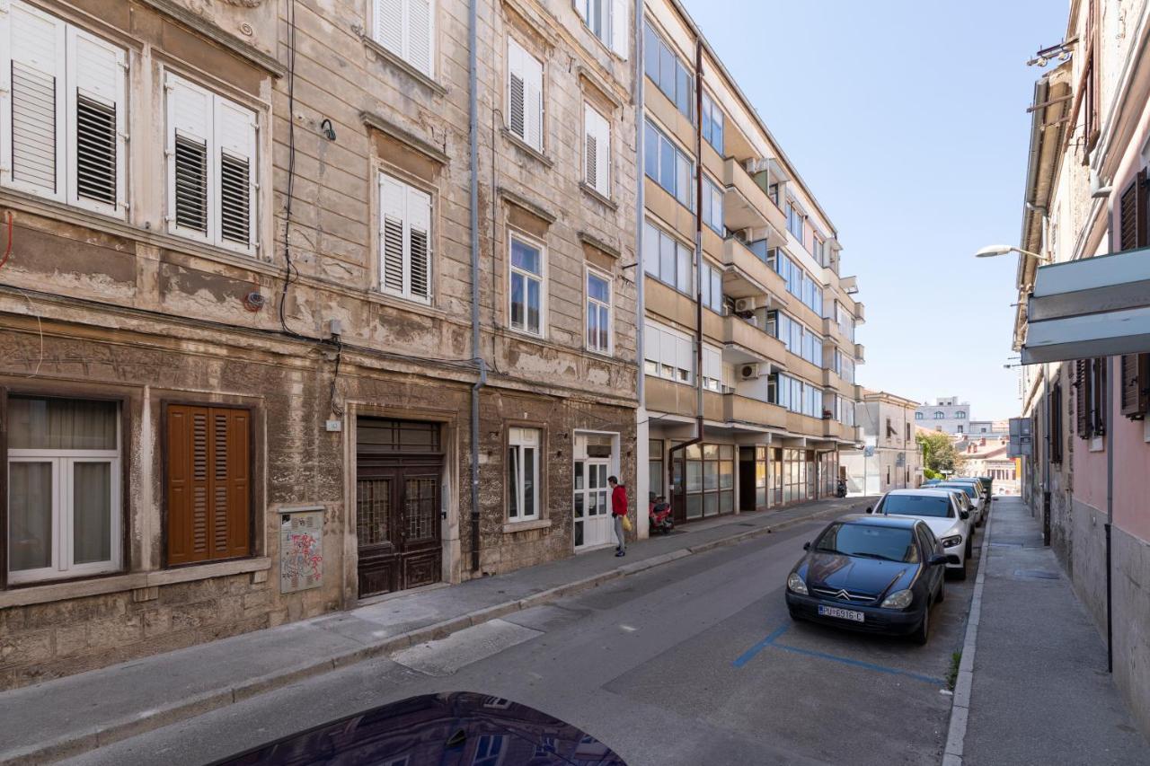 Centar City Pula Apartments Екстериор снимка